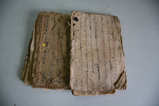 Mỹ Sơn Sanctuary receives ancient Chăm script books