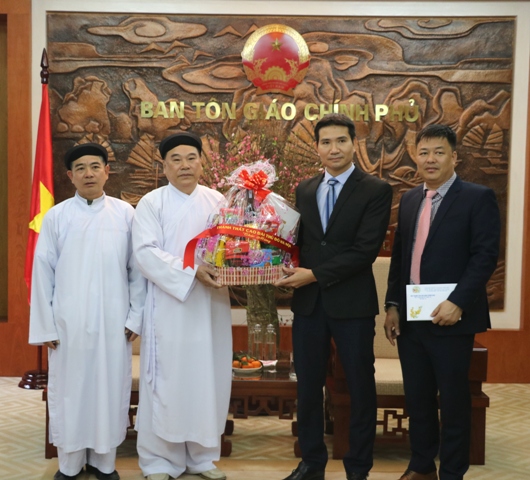 Religious organizations extend Tet greetings to government religious committee