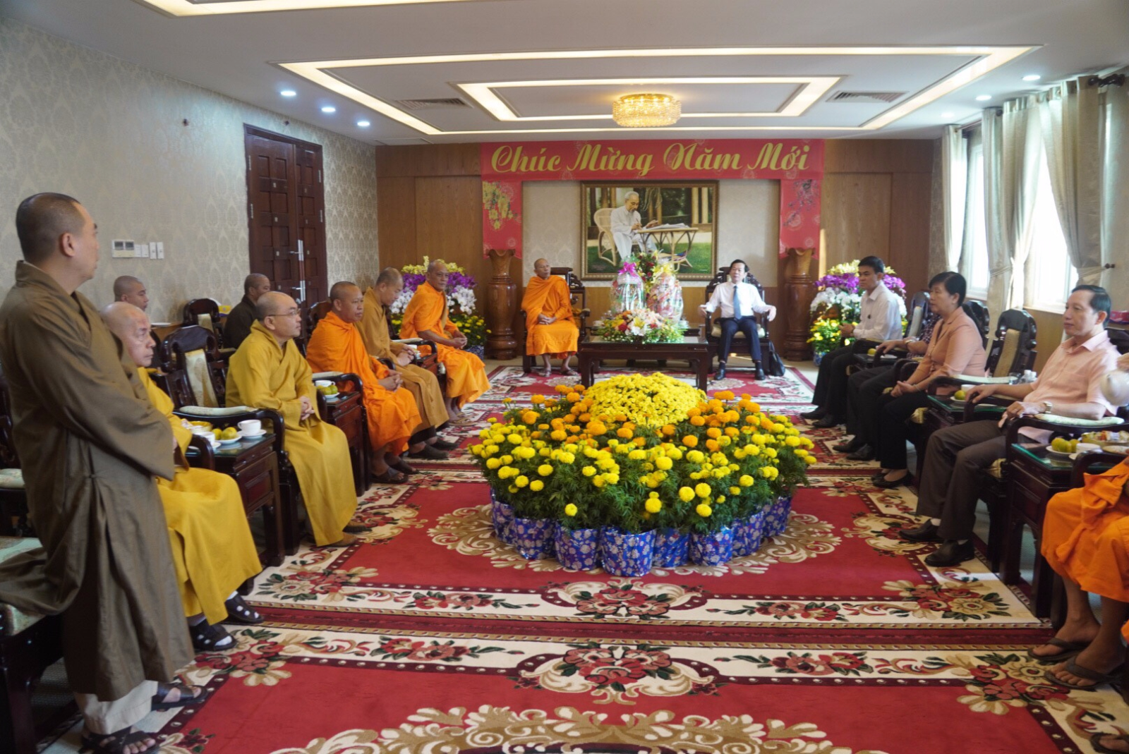 Religious organizations in Kien Giang, Quang Binh extends Tet greetings to provincial authotrities 