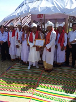 Cham Brahman community in Ninh Thuan ordains new high-ranking dignitary