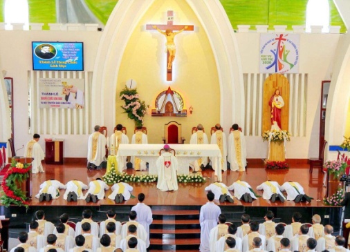 New priests of St. Vincent missionary congregation ordained