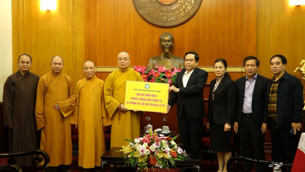 Vietnam religious organizations respond to Covid-19 epidemic