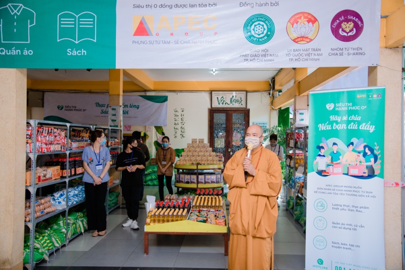 Zero-VND minimarket launched at Buddhist pagoda in Ho Chi Minh city