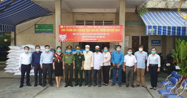 Cham Muslim benefit from “Rice ATM” in Ho Chi Minh  