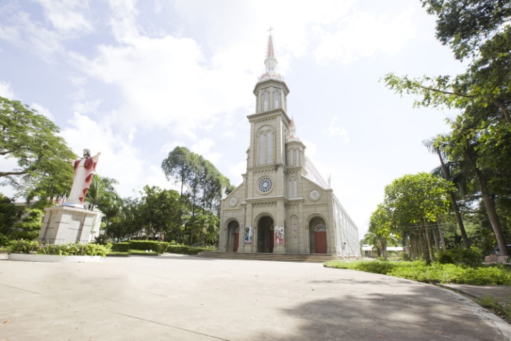 Social contributions of Phuoc Hao parish in Tra Vinh