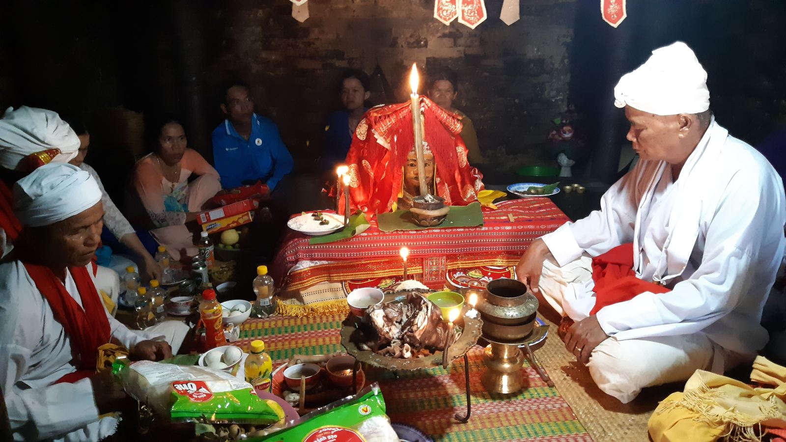 Rain praying ritual of the Cham Brahman in Ninh Thuan