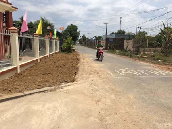 Model for peaceful, civilized parish in Binh Duong