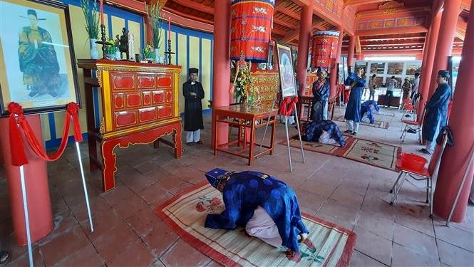 Memorial tablet for Emperor Hàm Nghi installed in Quang Tri