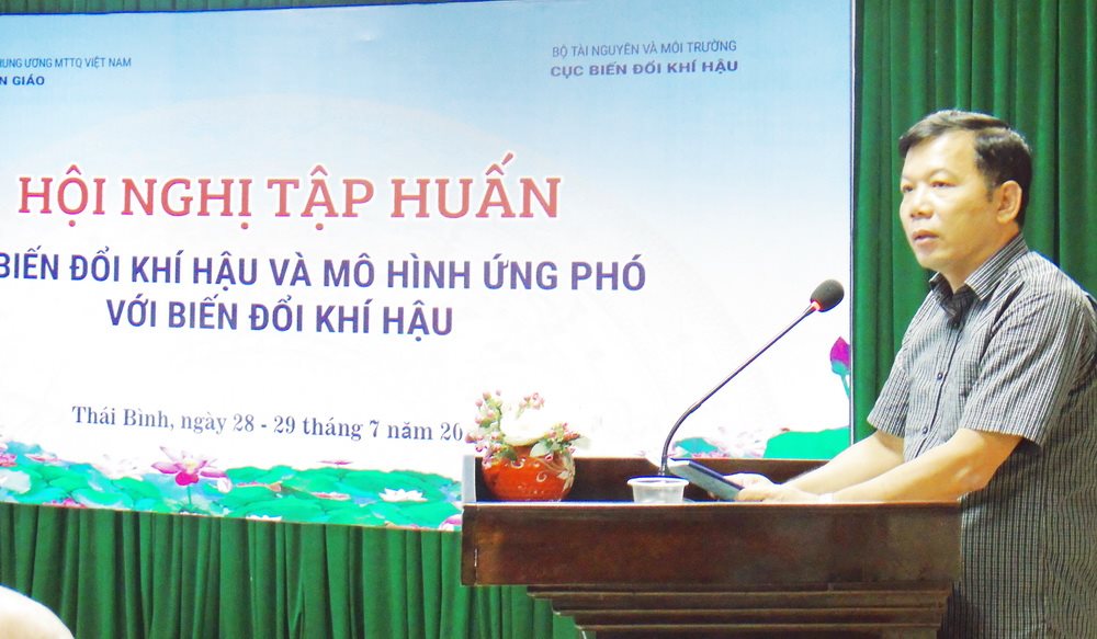 Training on climate change adaptation held for religious clerics in Thai Binh 