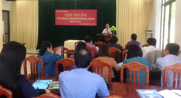  Yen Bai holds ethnic & religious affairs training 2020