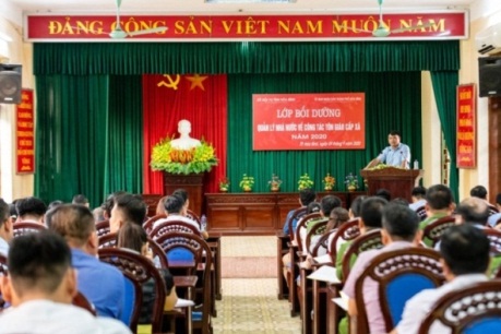 Home Affairs training on state management on religion for commune-level cadres in Hoa Binh