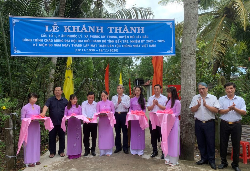 Inauguration of bridge built with Buddhist support in Ben Tre