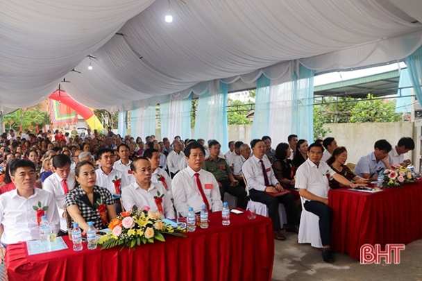 Ha Tinh authorities awards cultural title to two relic sites