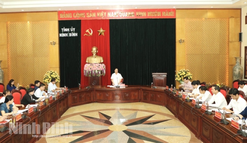 Nine-month religious affairs reviewed in Ninh Binh