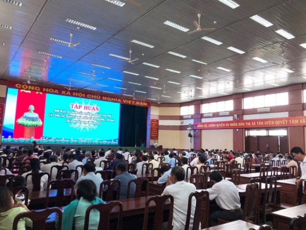 Religious affairs training for local cadres in Binh Duong’s Tan Yen district