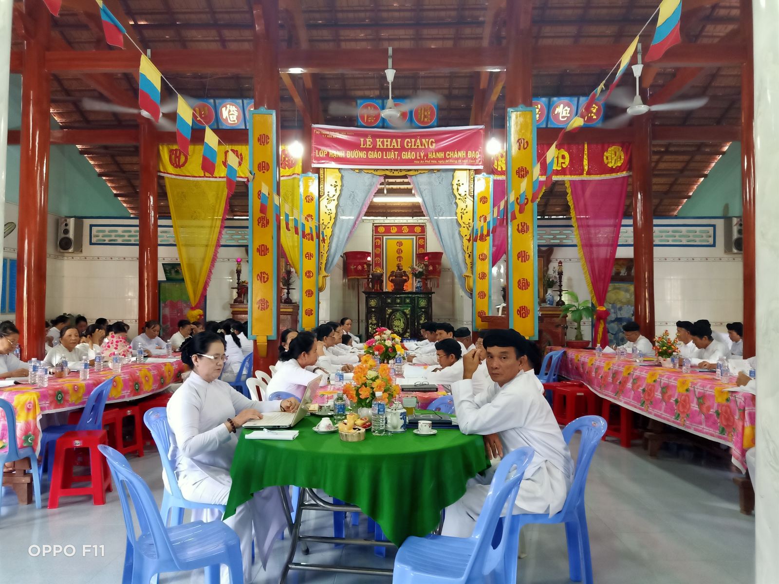 Caodai training course in Tien Giang disseminates new religious law