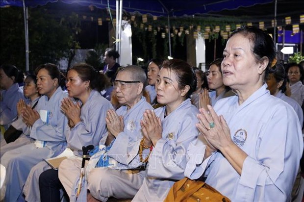 Laos: Requiem held for people killed in flooding in central Vietnam