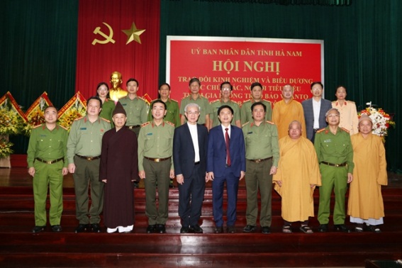 Religious people in Ha Nam make great contribution to protecting national security: Deputy Minister of Public Security