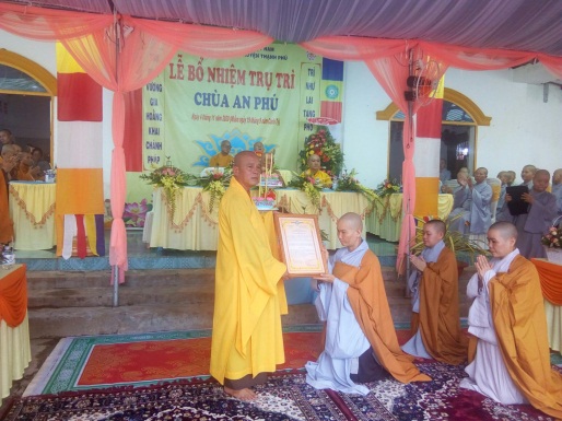 New Abbess of An Phu pagoda in Ben Tre appointed