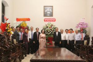 Politburo member Trương Thị Mai extends Christmas greetings in Ho Chi Minh city, Dong Nai