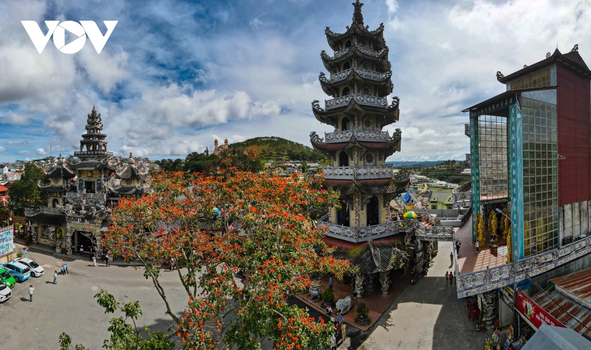 An insight into a beautiful Buddhist shrine in Da Lat city