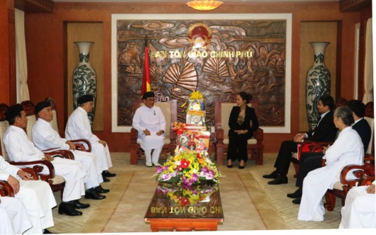 GCRA receives delegation of Tay Ninh Caodai Church ahead of Lunar New Year