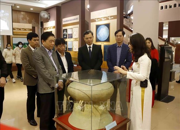 Displaying over 200 artifacts of Dong Son Culture in Vinh Phuc