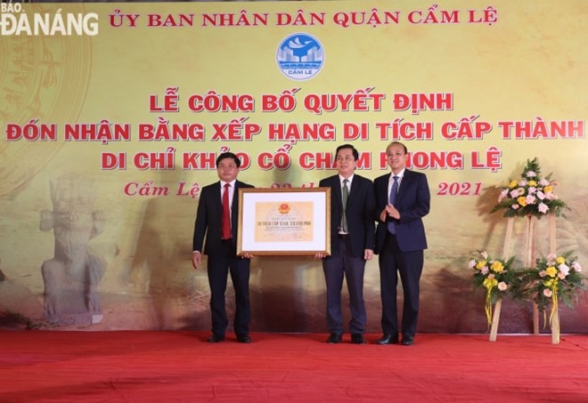 Cham relic site recognized as a sculpture heritage by Danang city