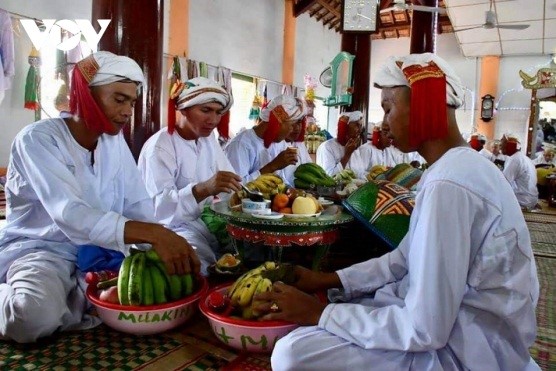 Religious masses and festivals in Binh Thuan reopen