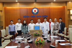 Government Religious Committee supports medical gloves to Post & Telecommunication Hospital