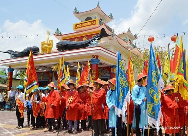 Song Doc Nghinh Ong Festival recognised as national intangible heritage