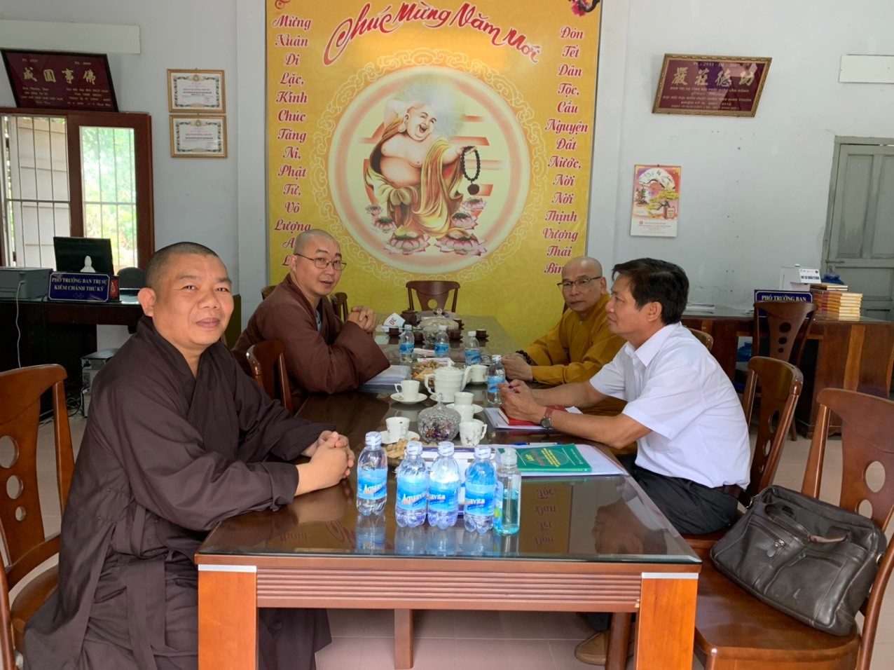 Religious committee in Ninh Thuan has exchange meeting with local VBS chapter