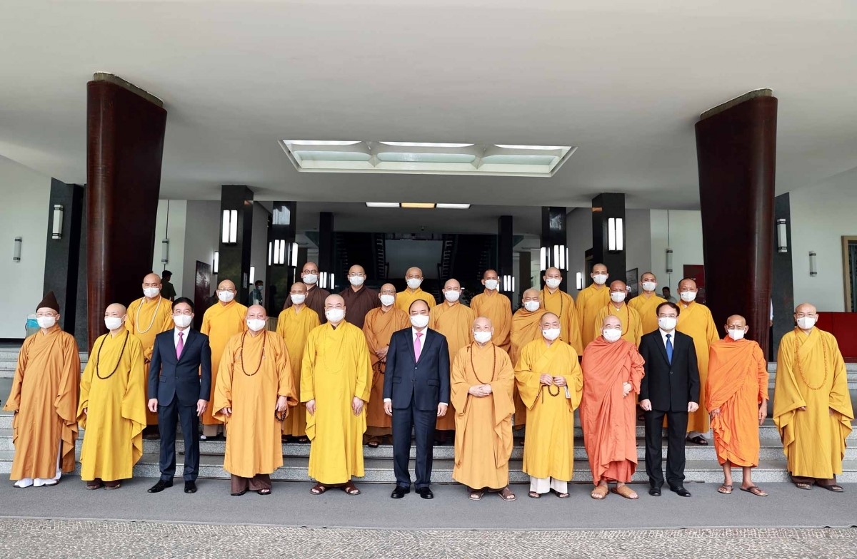 State President hails Buddhist Shangha’s pioneering role in religious solidarity