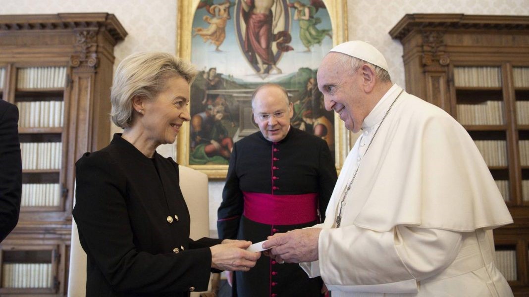 The head of the European Commission, Ursula von der Leyen, met with Pope Francis