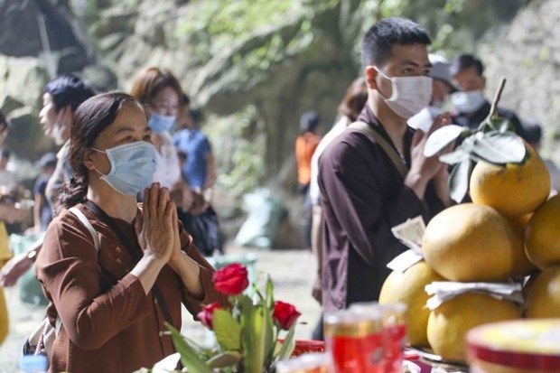 Hanoi suspends religious activities from 0:00 am on May 29