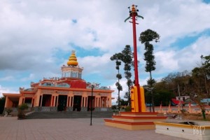 Provincial authorities in An Giang congratulates Tu An Hieu Nghia Buddhist on its founding anniversary