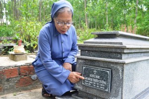 Catholic sisters in Quang Tri build graveyard for aborted fetuses