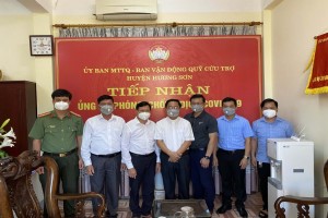 Catholic parishes in Ha Tinh’s Huong Son district support Covid-19 prevention work