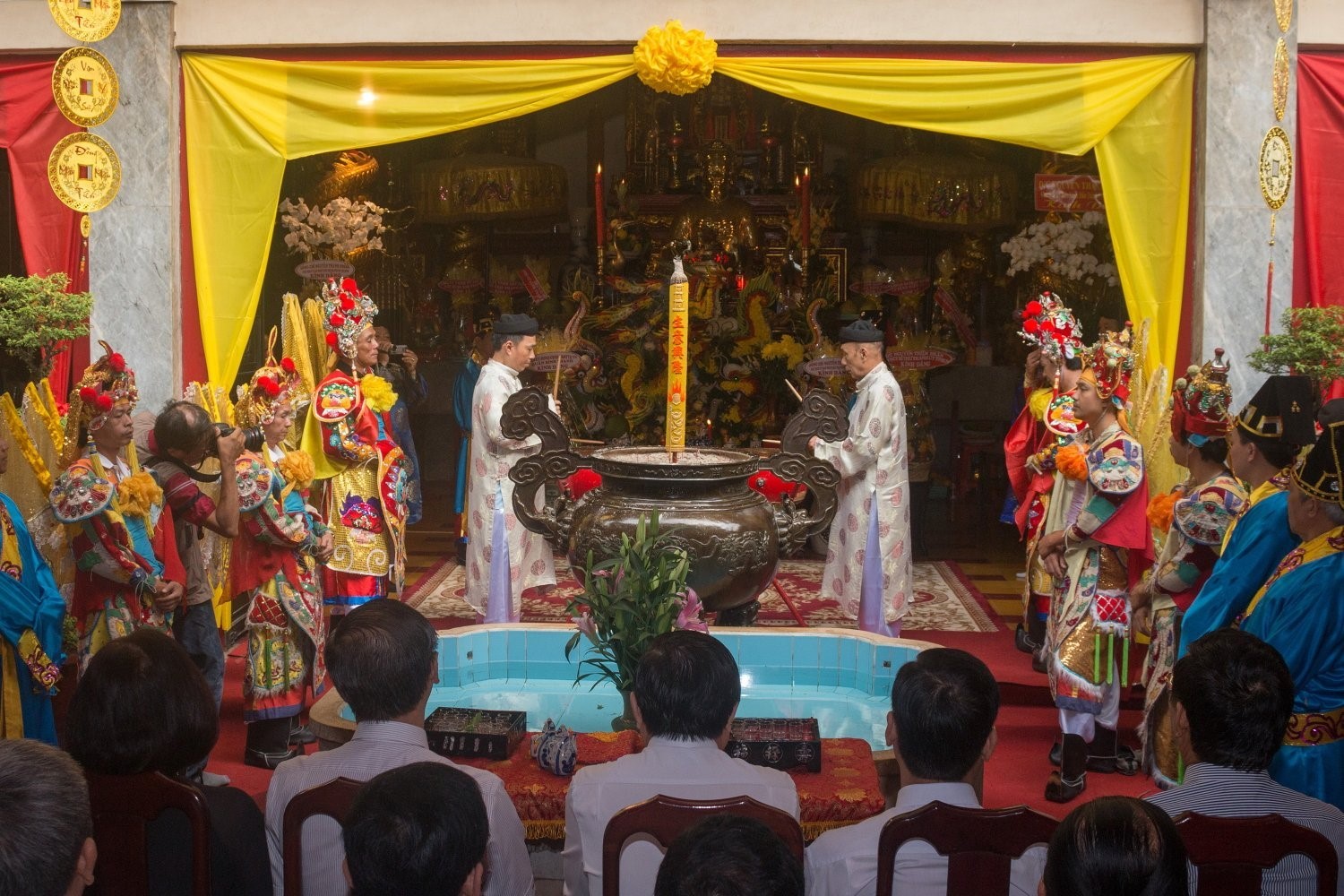 Khai ha – Cau an festival at Mandarin Lê Văn Duyệt’s mausoleum in Ho Chi Minh City proposed to be recognized as national intangible cultural heritage