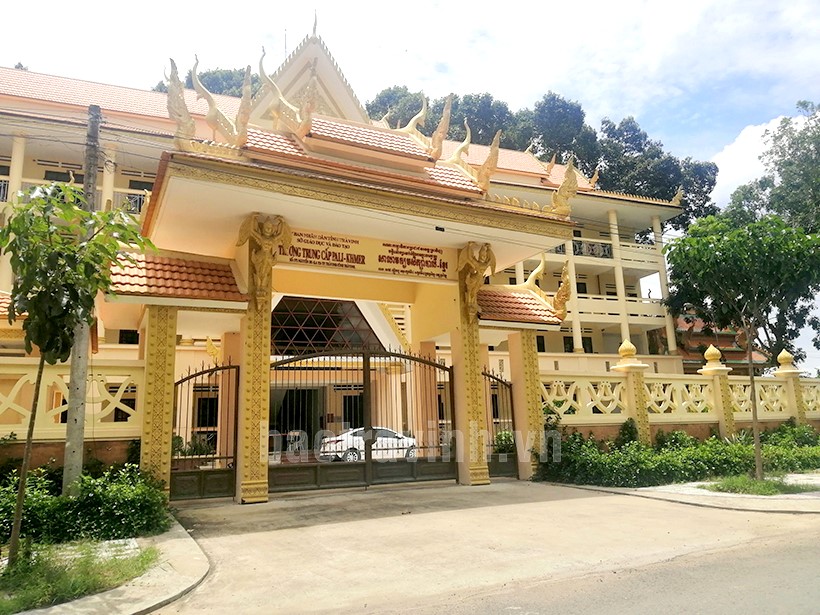 Concentrated isolation center set up in Pali - Khmer Intermediate School in Tra Vinh  