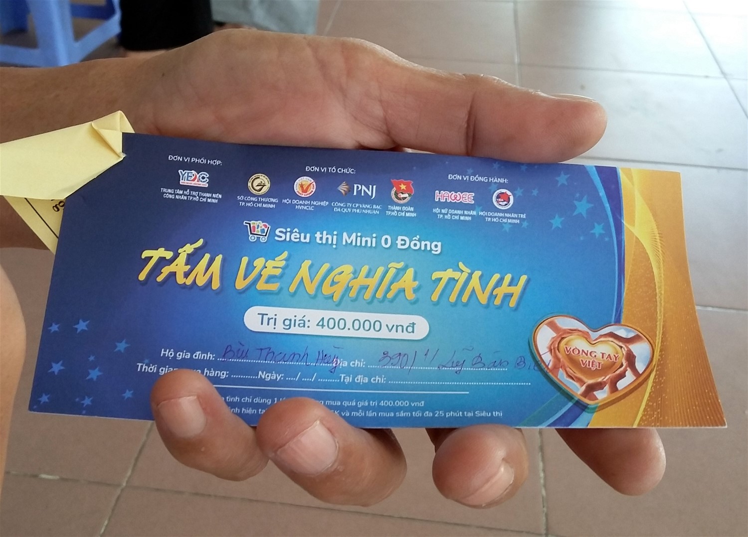 Zero-dong supermarket set up by Catholics for supporting the disadvantaged in Ho Chi Minh City