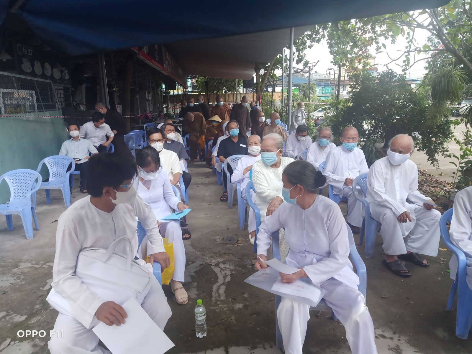 Religious dignitaries in Tien Giang received second Covid-19 vaccine shot