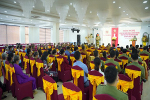 Public Security in Quang Ninh honors typical Buddhists in “All people protect national security” movement 