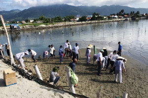 Dissemination of religious laws to local officials in Khanh Hoa