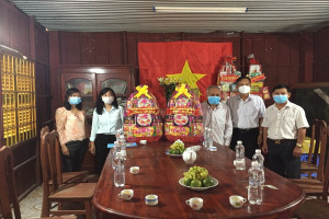  Tay Ninh's officials congratulate Khmer & Ta Mun people on Sene Dolta Festival