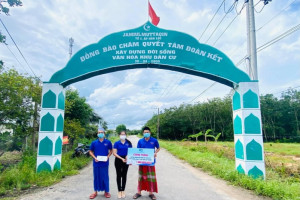  Youth union in Binh Duong supports ethnic and religious youth during pandemic