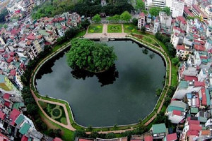 Worshipping objects from Kim Chau mound transfered to Ngau pagoda