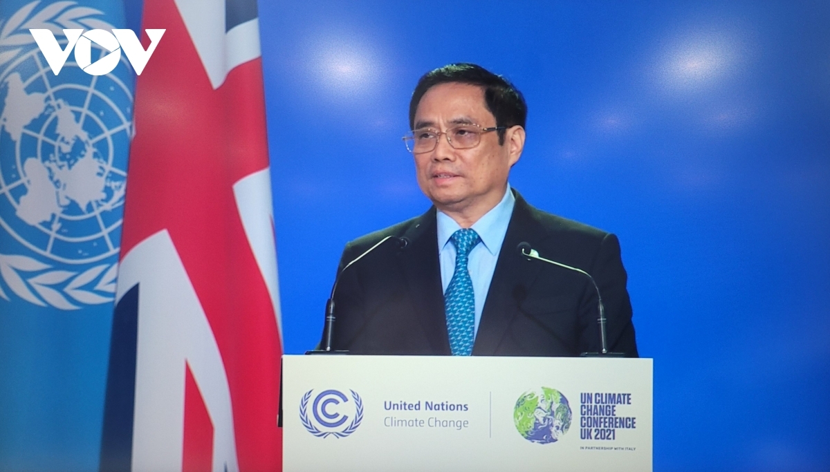 Vietnam set to take stronger emission reduction measures, PM Chính says