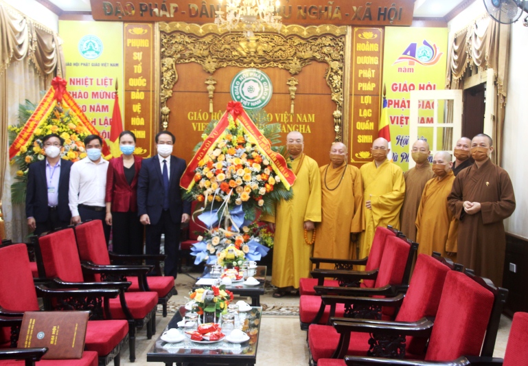 Deputy Minister Vũ Chiến Thắng extends congratulations to VBS on occasion of its 40th anniversary