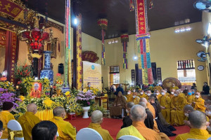 Memorial ceremony held for Supreme Patriarch of Vietnam Buddhist Sangha in Quan Su pagoda